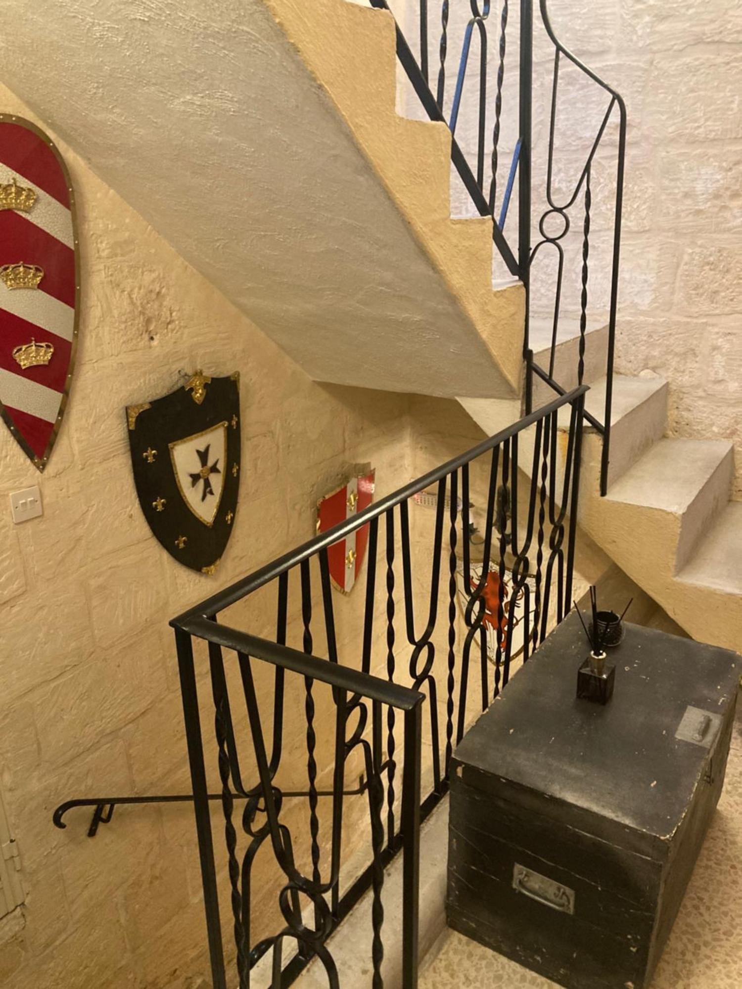 Charming Central Townhouse In Sliema Steps From Promenade And Sliema Ferry Daire Dış mekan fotoğraf